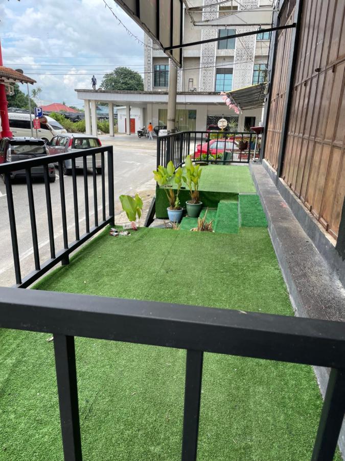 La Wood Homestay Near Kuala Besut Jetty Exterior foto